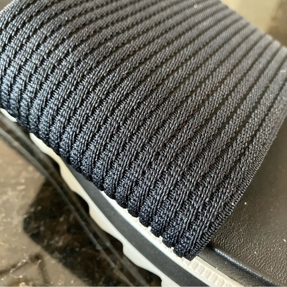 New Sorel Roaming Easy Slide Sandals, Casual Stretch Black Slides, Athleisure - Picture 7 of 14